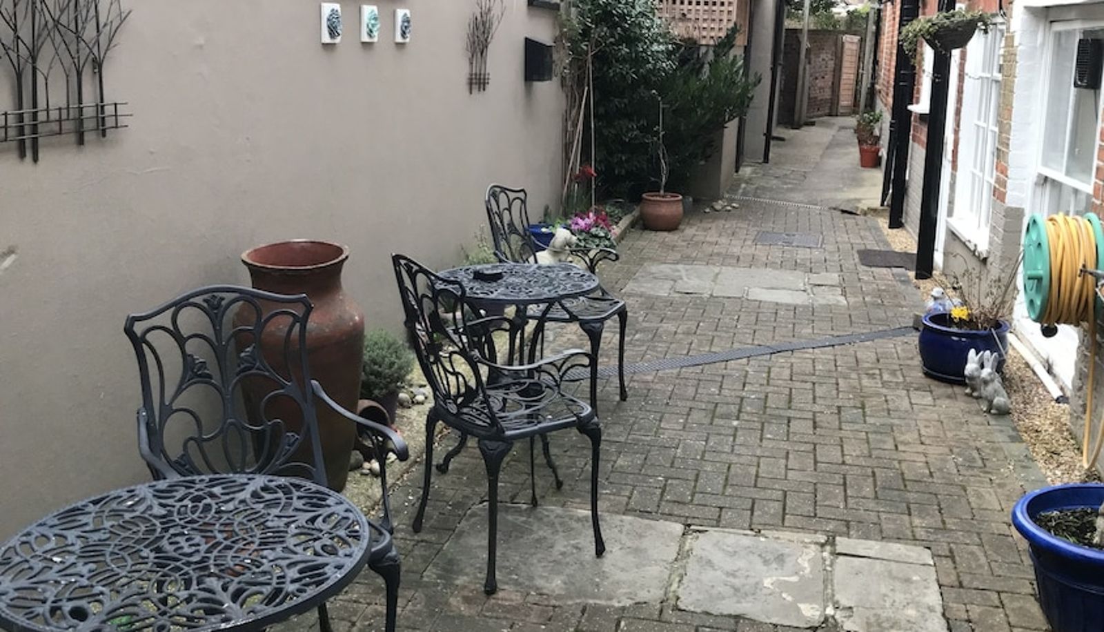 Zewnętrzna część hotelu - Newport Quay Bed and Breakfast