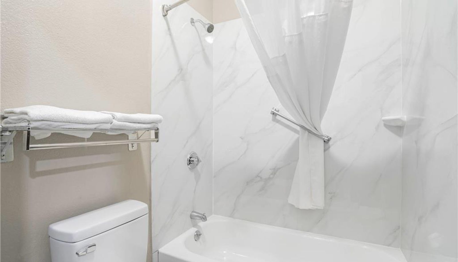 Room - Quality Inn Simpsonville-Greenville