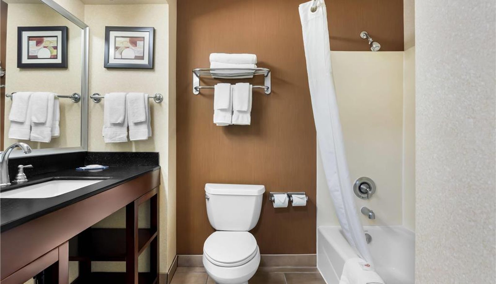 Zimmer - Comfort Suites Clovis