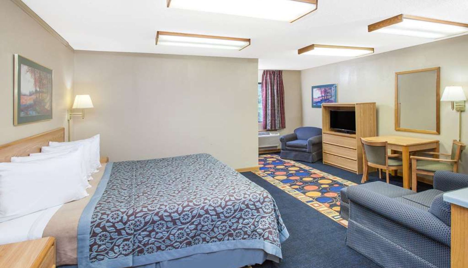 Suite - Days Inn by Wyndham Farmer City