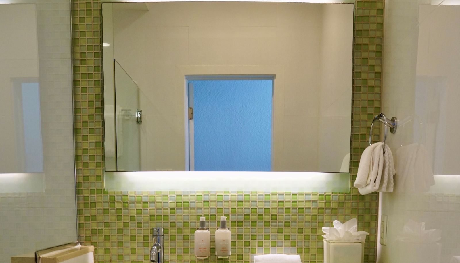Room - CIRCA 39 HOTEL by IHG