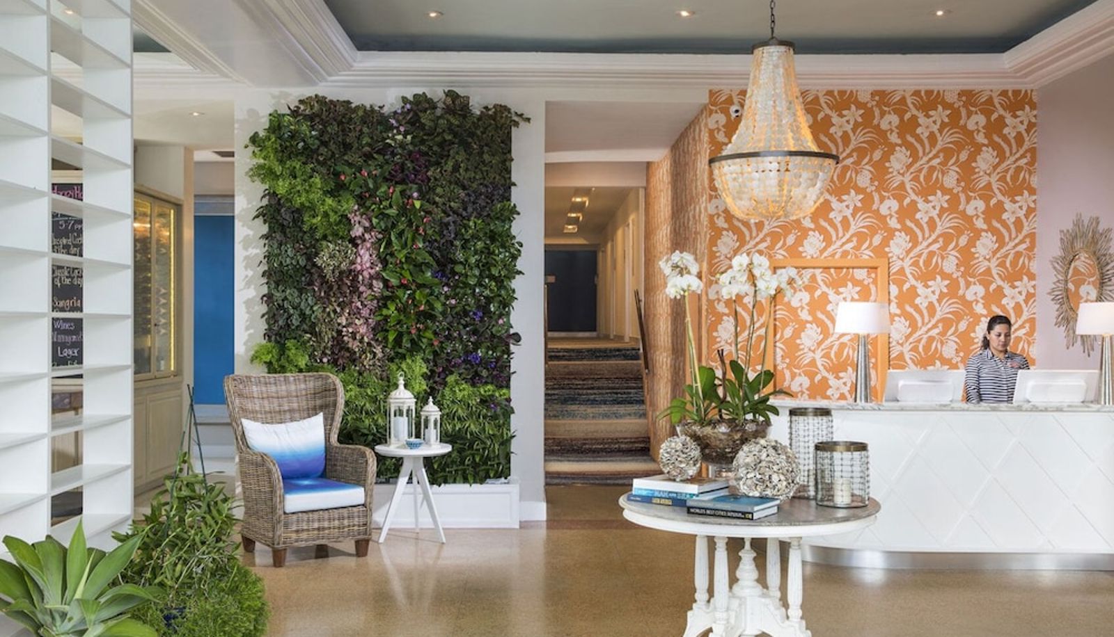 Sala - CIRCA 39 HOTEL by IHG