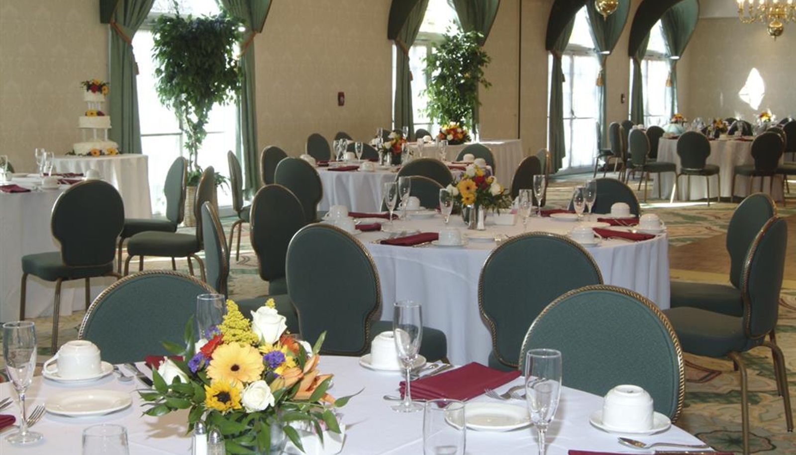 Restaurant - Best Western Plus The Inn at Hampton