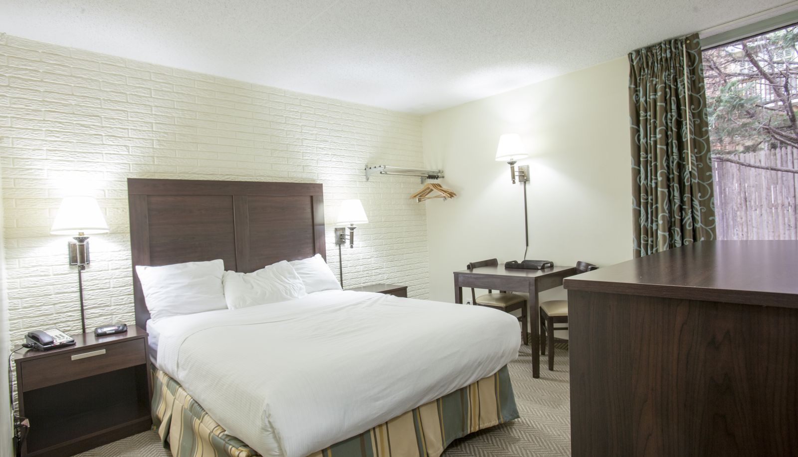 Zimmer - Inns of Virginia Arlington