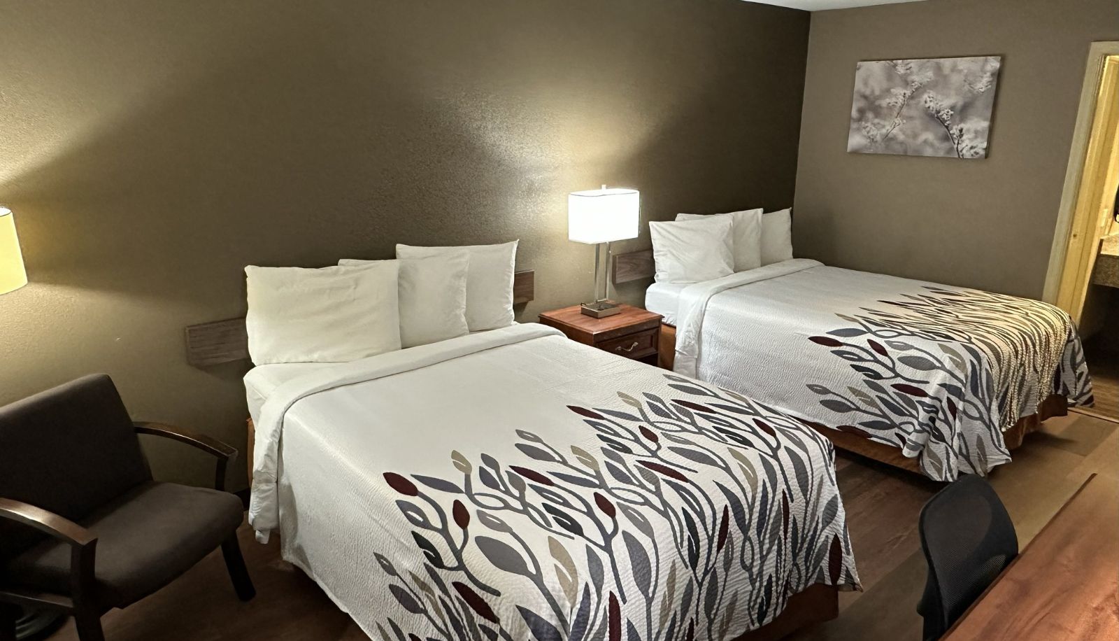 Zimmer - Red Roof Inn & Suites Marysville
