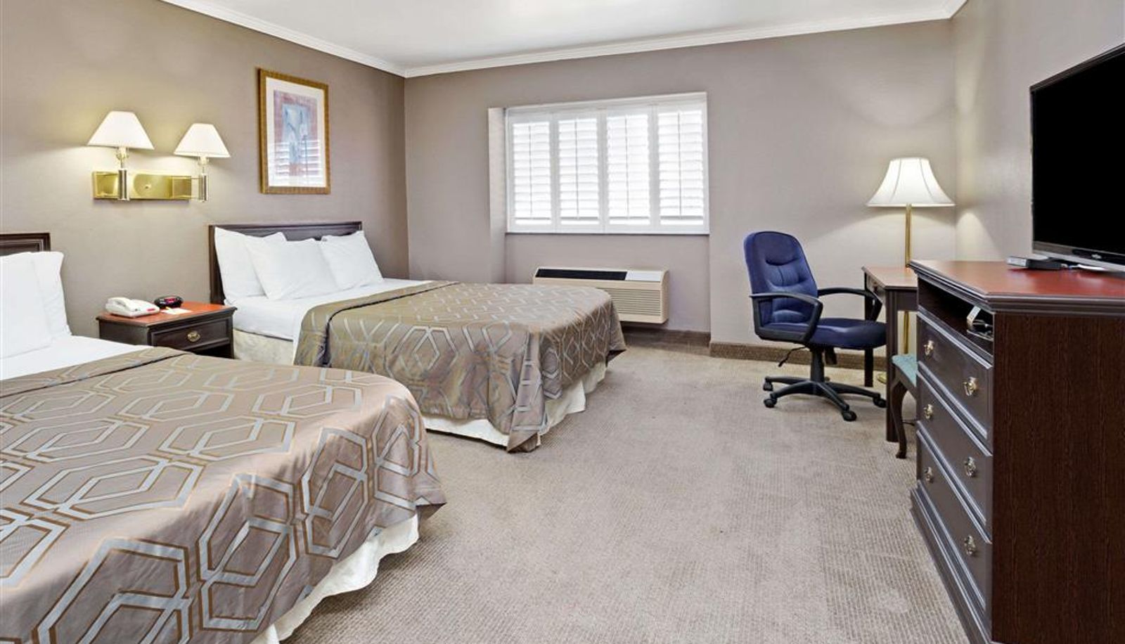 Habitación - Days Inn by Wyndham West Covina