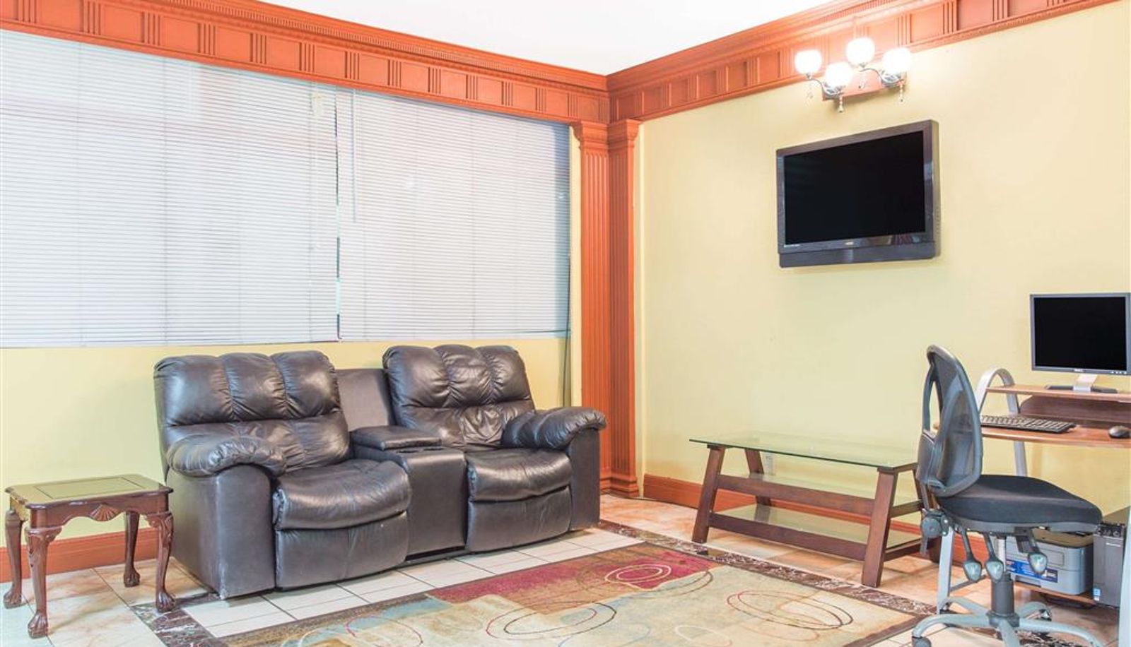 Lobby - Days Inn by Wyndham Albany
