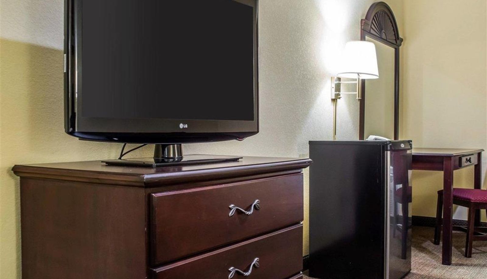 Pokój - Econo Lodge Inn & Suites North Syracuse Airport