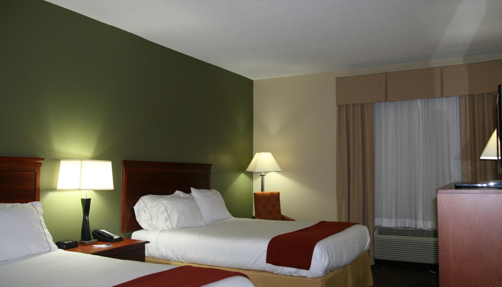Camera - Holiday Inn Express & Suites GREENVILLE by IHG