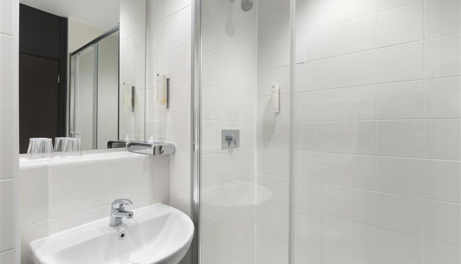 Kamer - Ramada by Wyndham Milton Keynes
