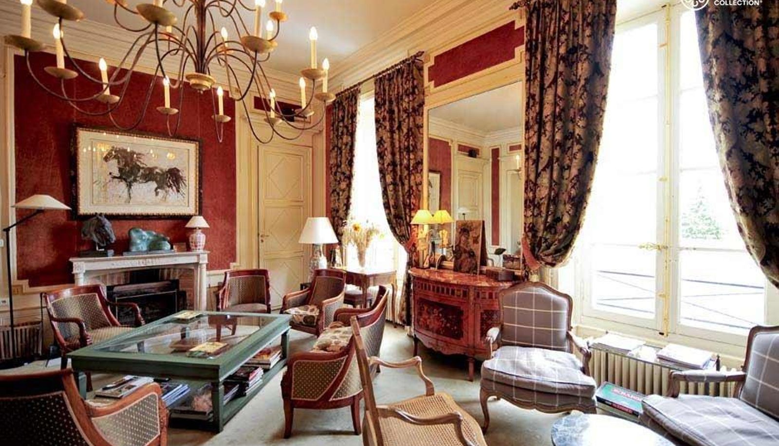 Hall - Chateau d Ygrande