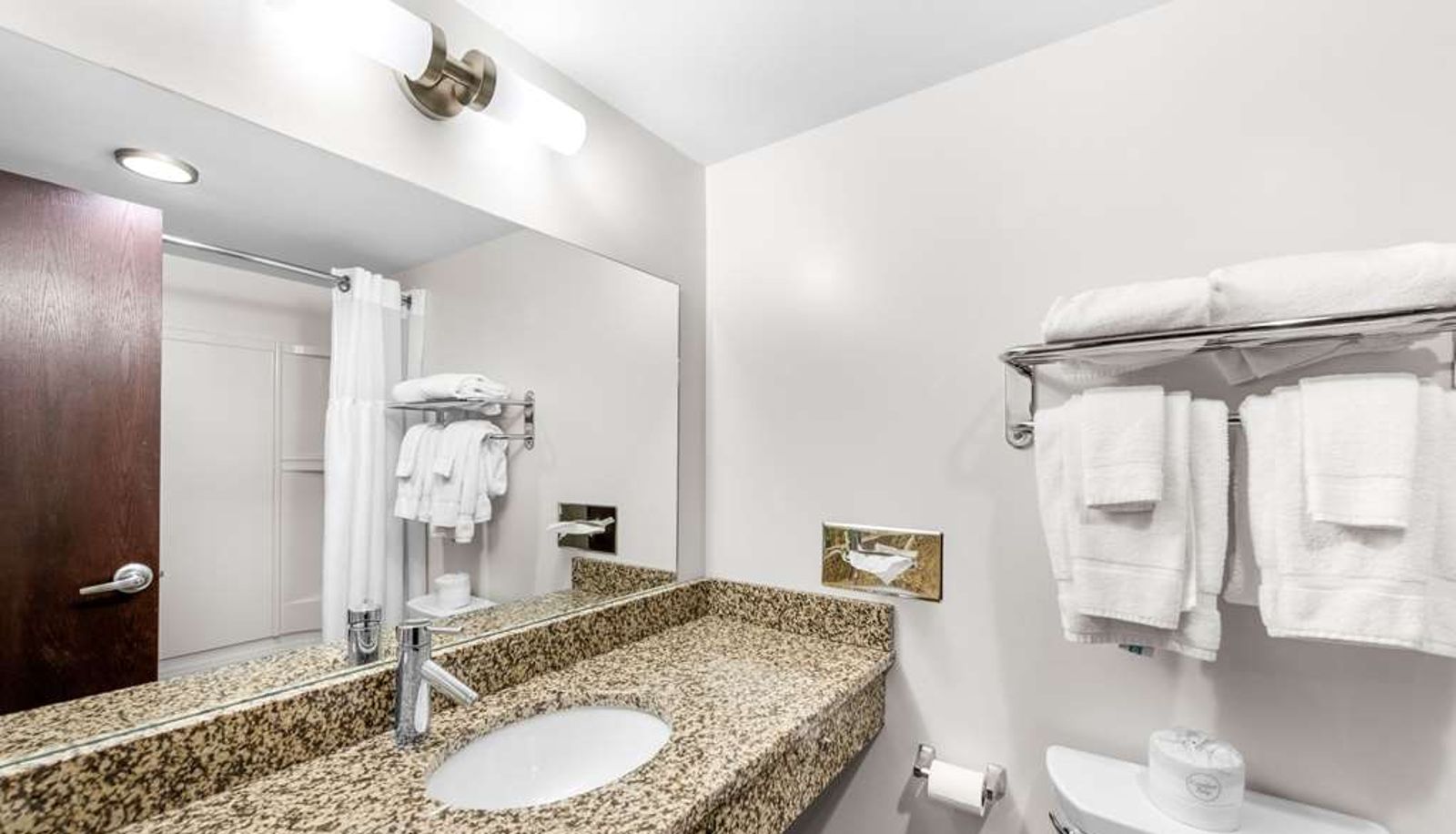 Room - Quality Inn Columbus NE