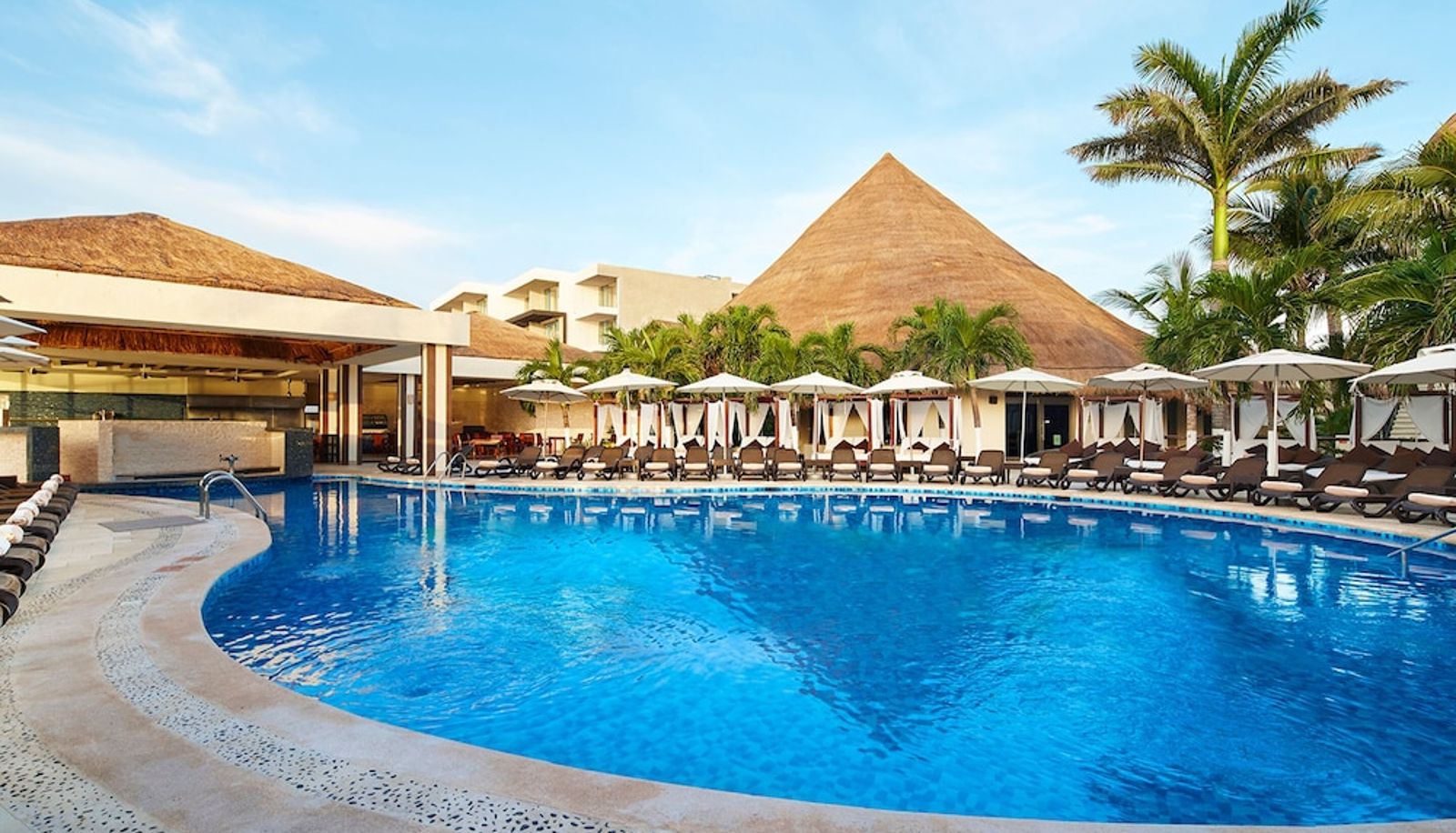 Pool - Exclusively for Couples Desire Riviera Maya Resort – All Inclusive
