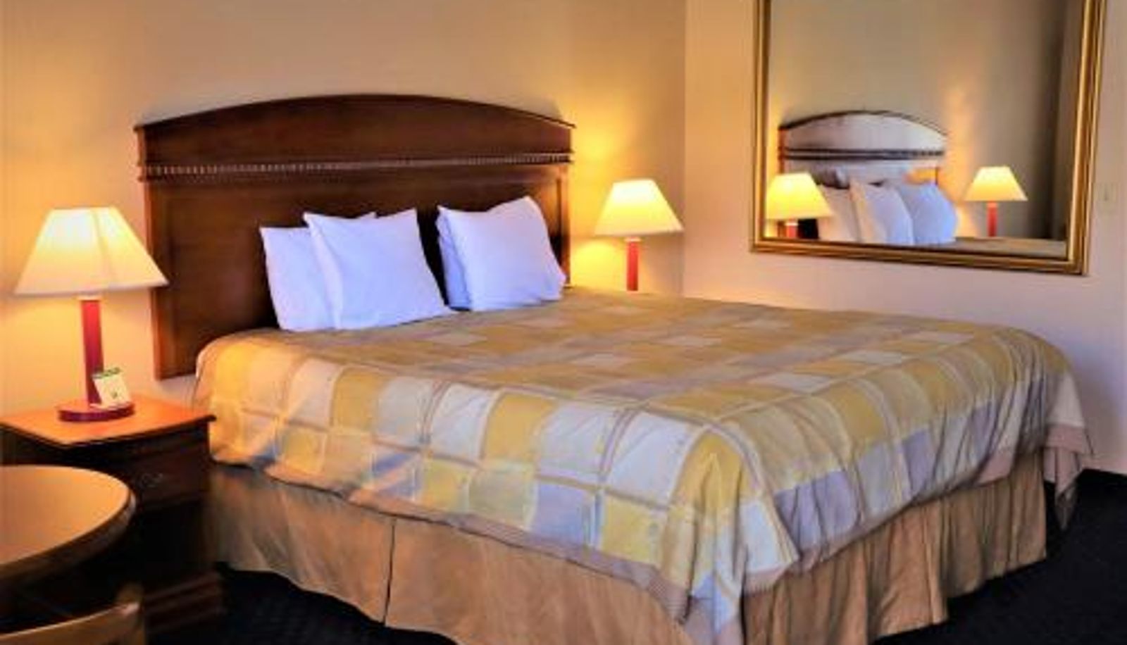 Chambre - Starlight Inn & Suites Motel 29 Palms Joshua Tree National Park
