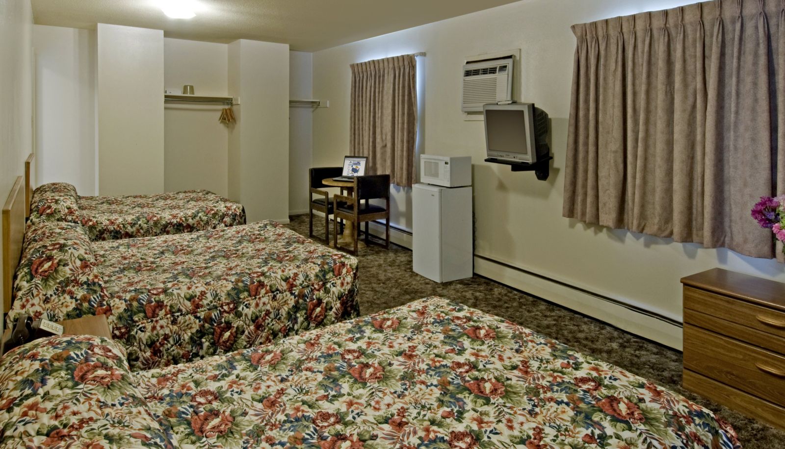 Zimmer - Americas Best Value Inn Greeley Evans
