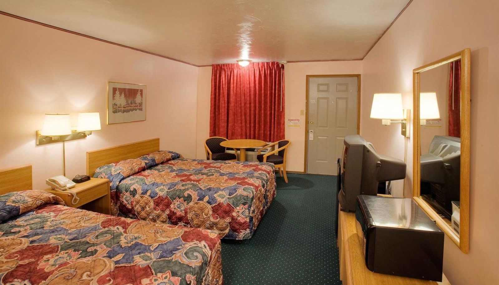 Room - Americas Best Value Inn