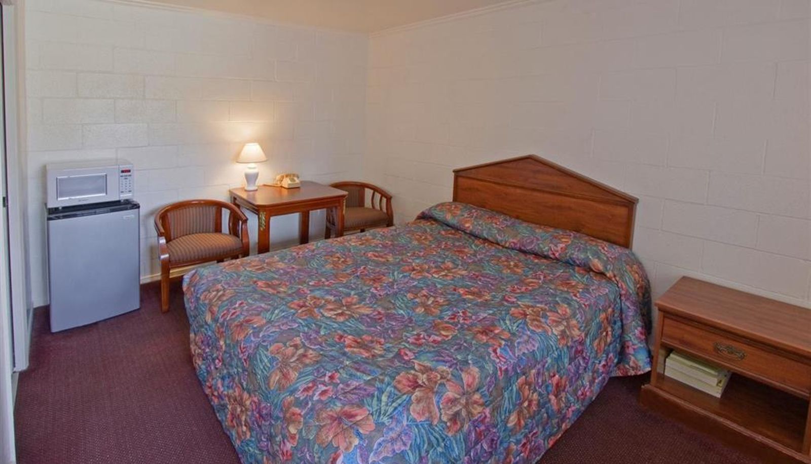 Standard room (double) - Americas Best Value Inn Oxnard Port Hueneme
