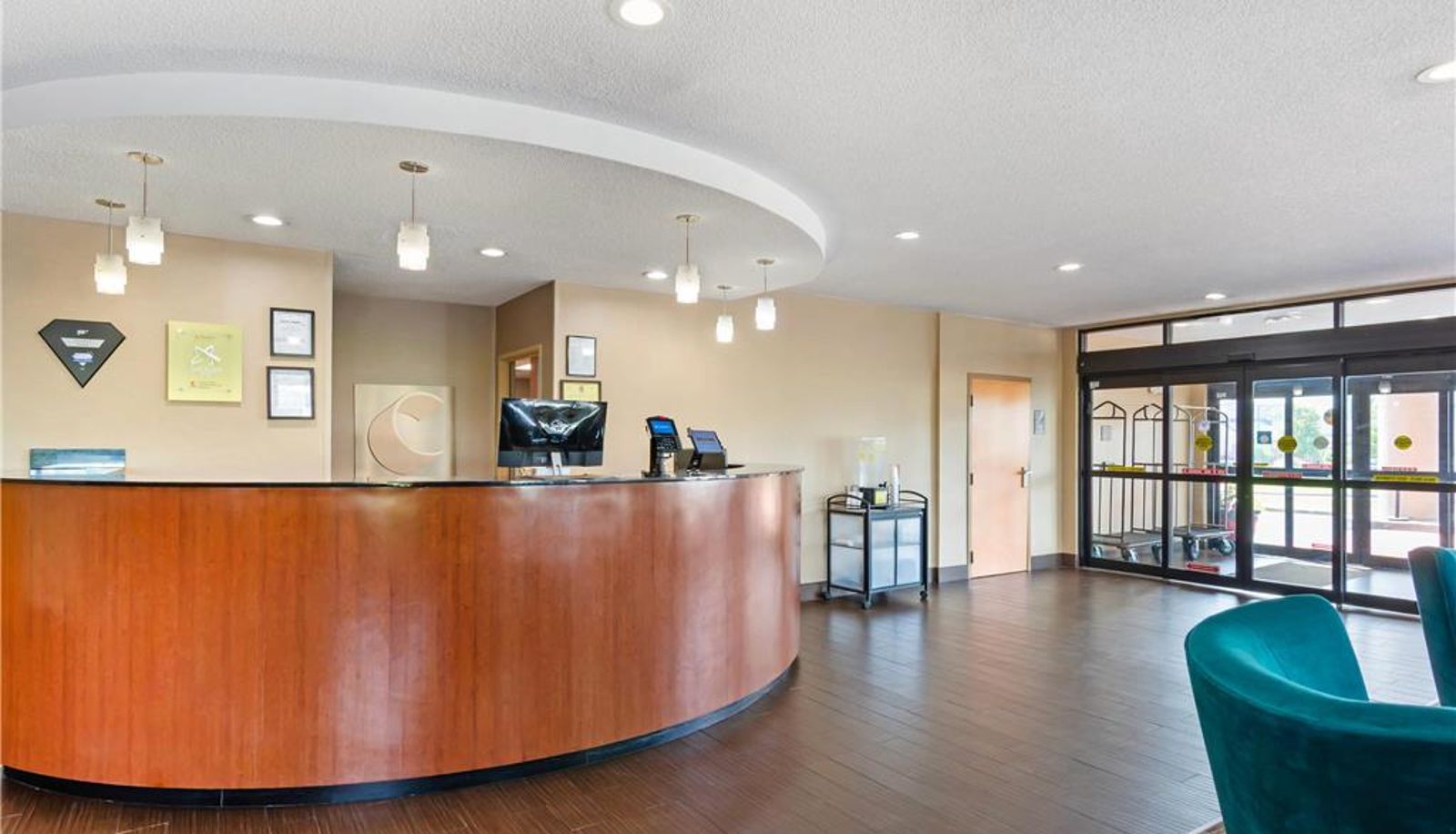 Hall - Comfort Suites Oxford I-20 exit 188