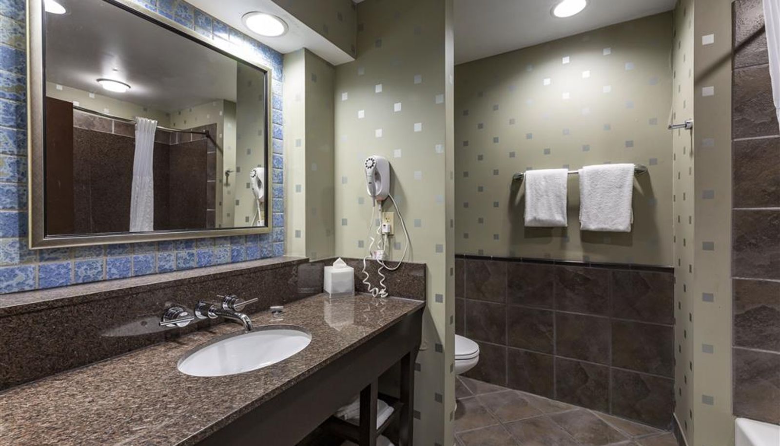 Room - Comfort Suites Perrysburg - Toledo South