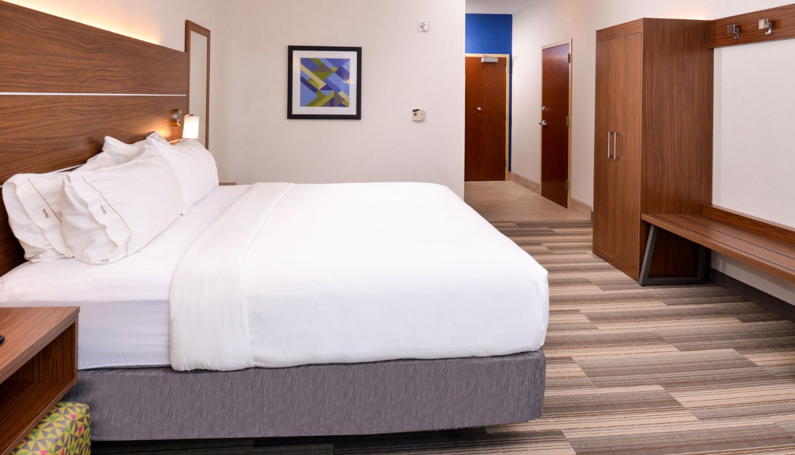Camera - Holiday Inn Express & Suites URBANA-CHAMPAIGN (U OF I AREA) by IHG