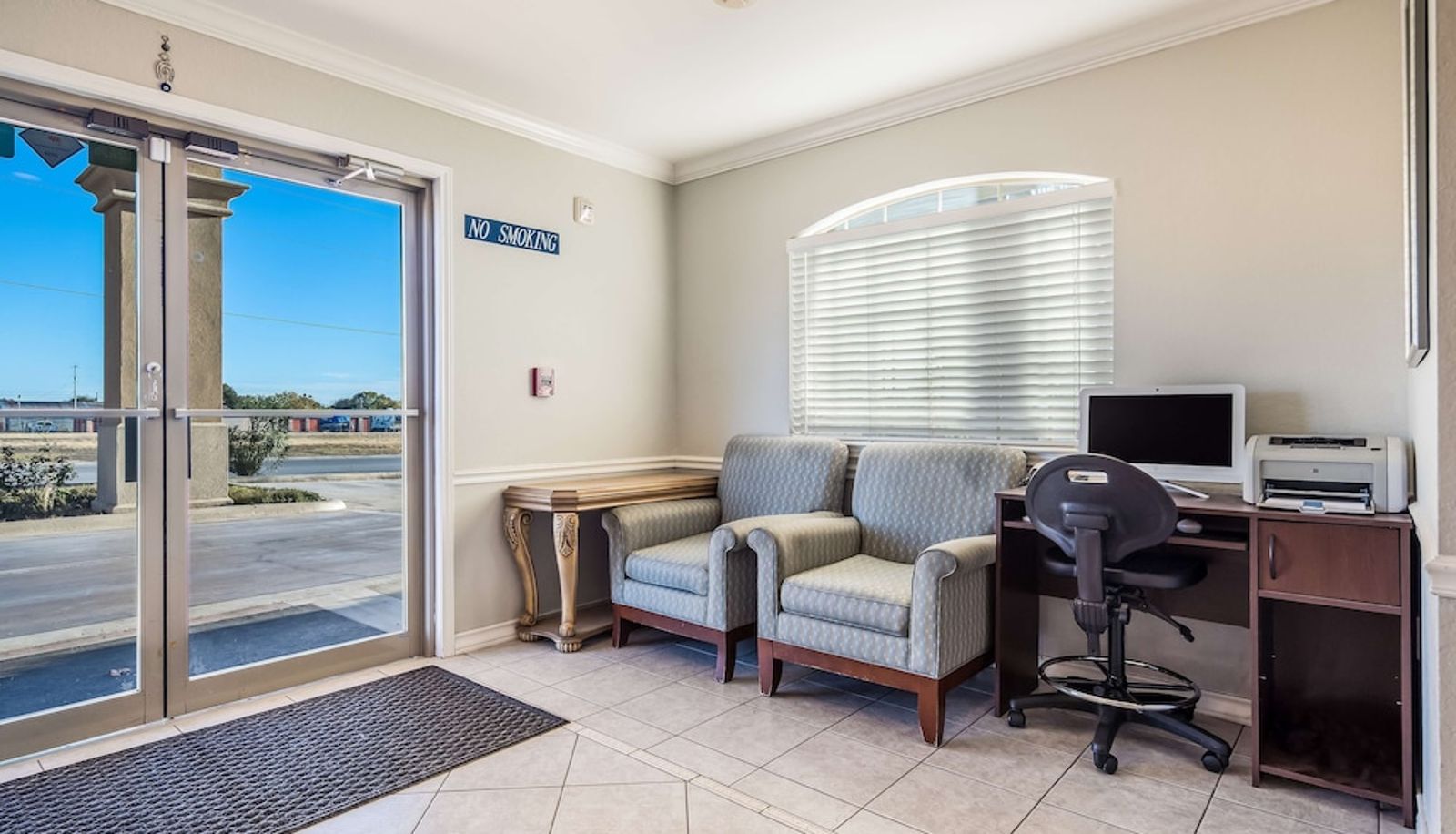 Hall - Americas Best Value Inn New Braunfels San Antonio