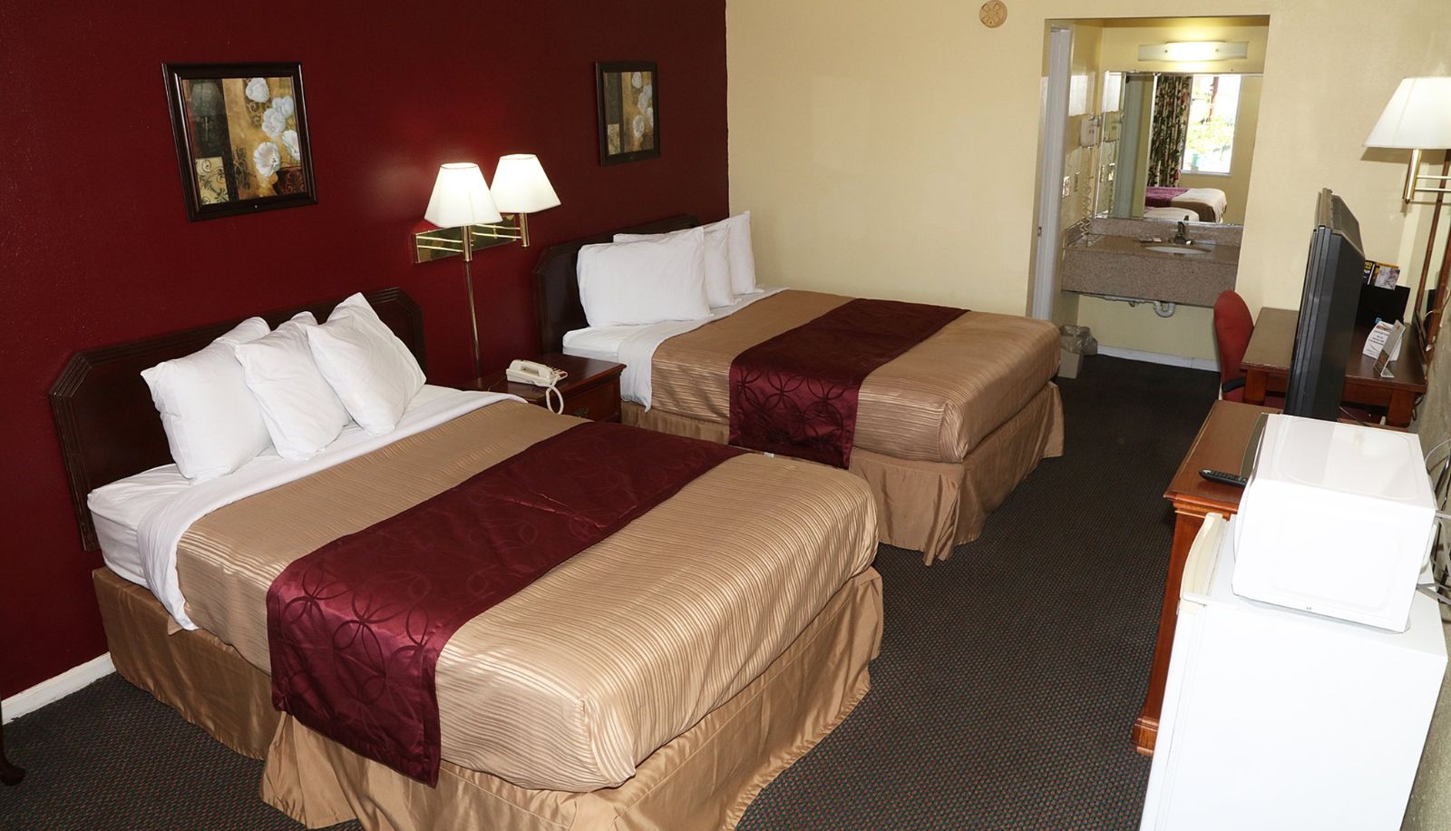 Room - Red Carpet Inn Oxford