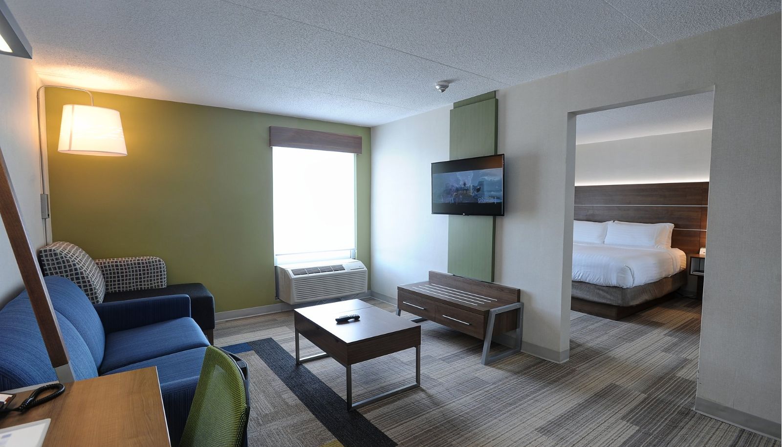 Zimmer - Holiday Inn Express & Suites TORONTO AIRPORT WEST by IHG