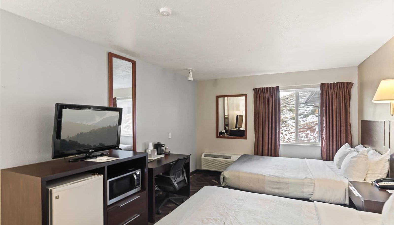 Kamer - Quality Inn & Suites Salina National Forest Area