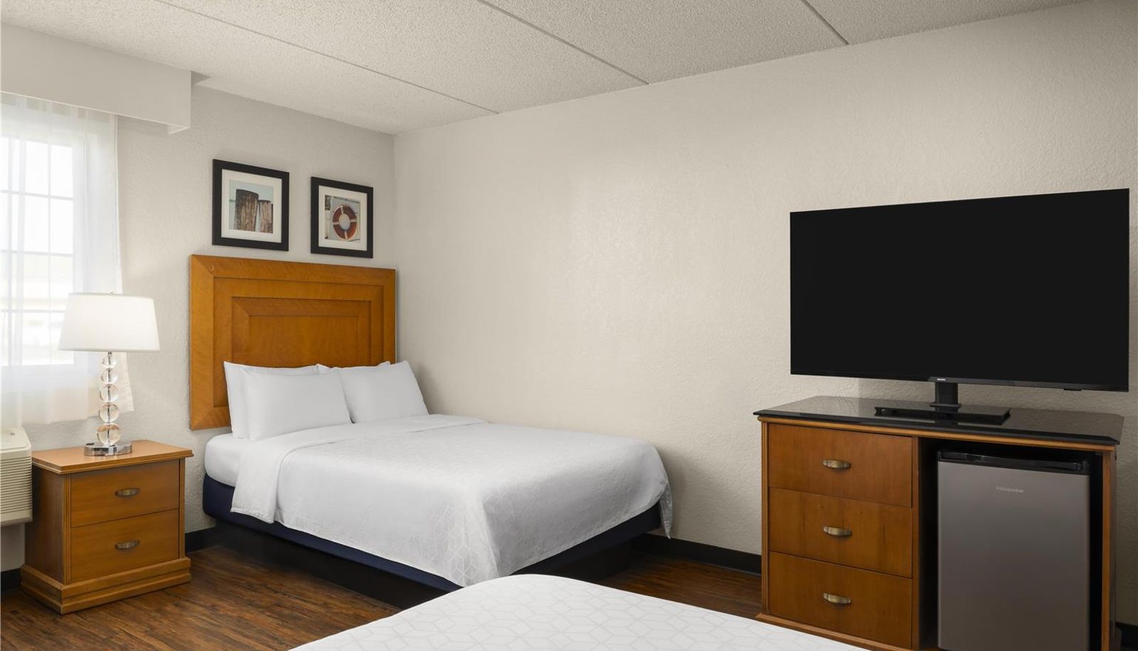 Room - Harbor Town BW Signature Collection by Best Western