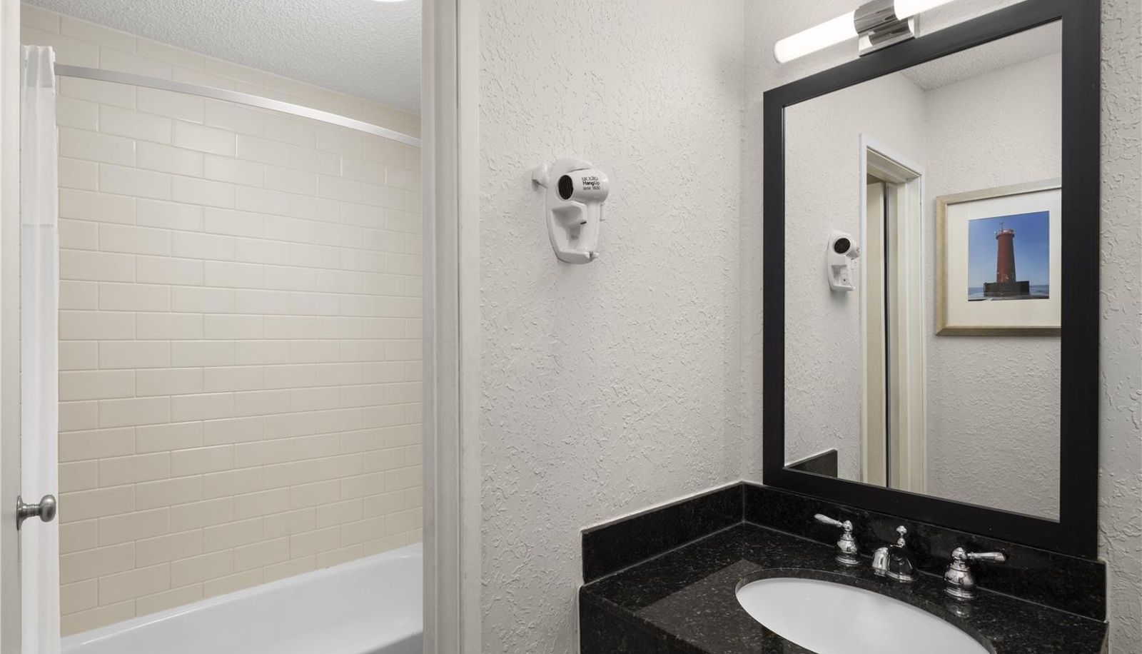 Zimmer - Harbor Town BW Signature Collection by Best Western