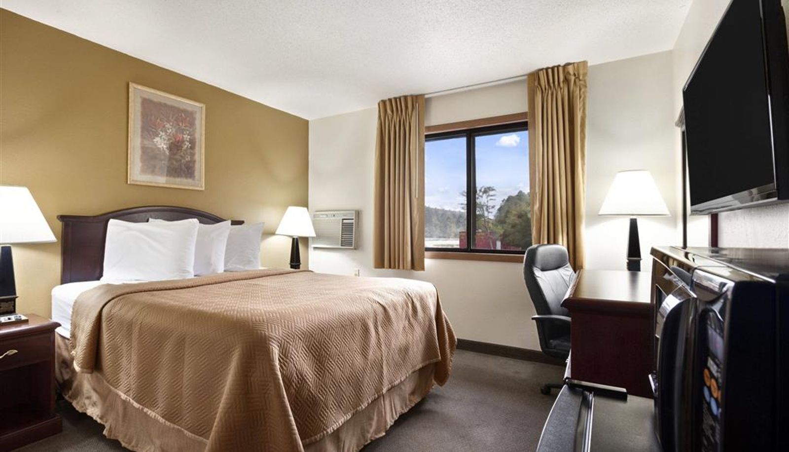 Habitación - Travelodge by Wyndham La Porte/Michigan City Area