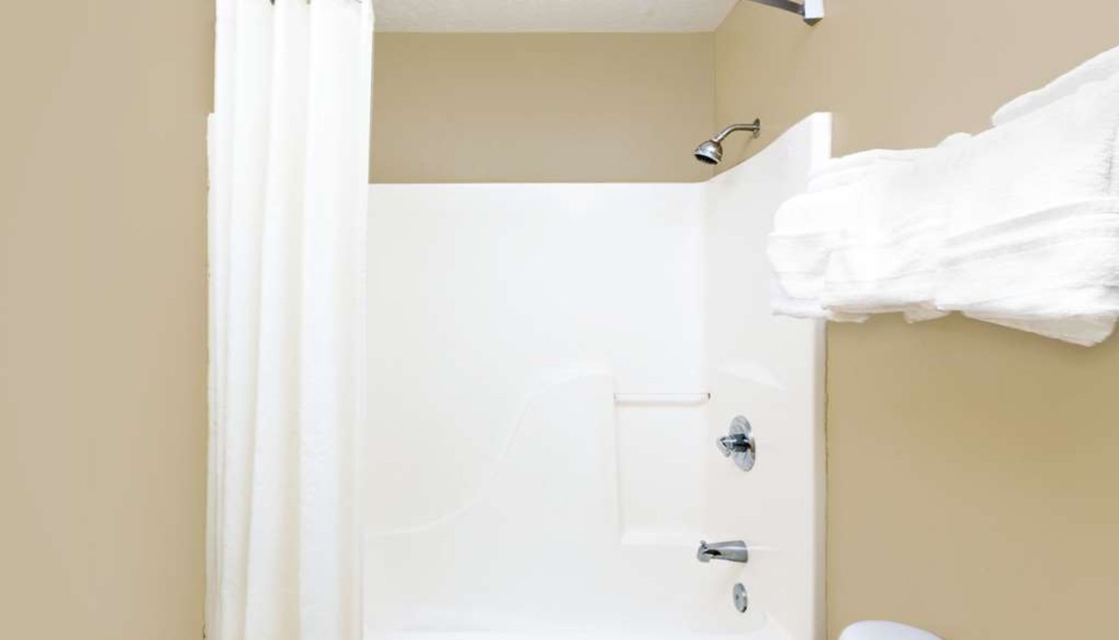 Room - Super 8 by Wyndham Kosciusko
