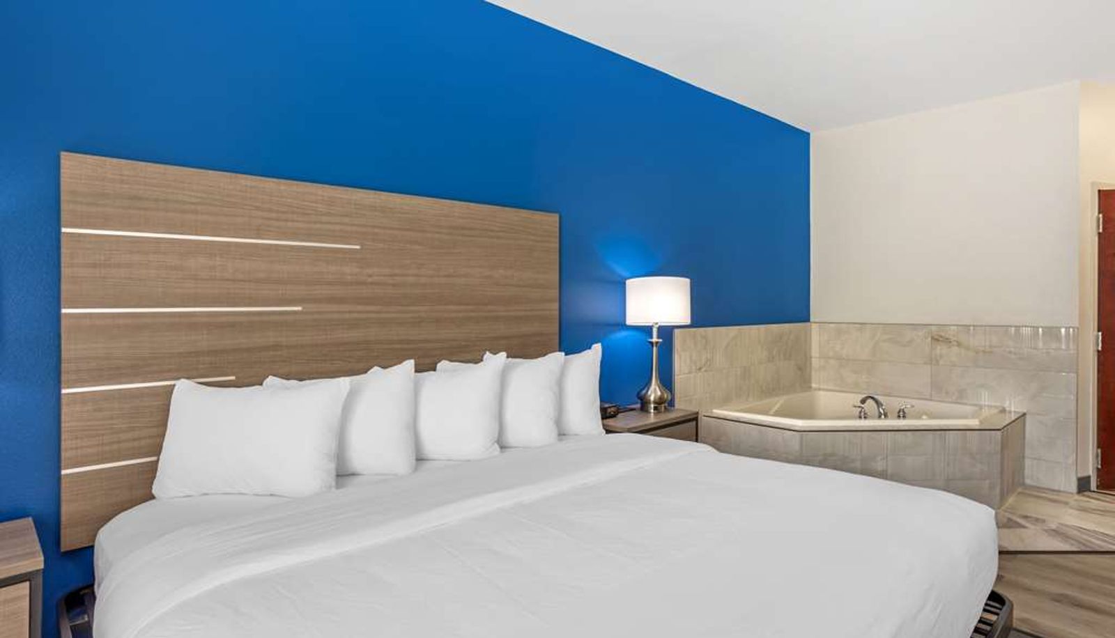 Zimmer - Comfort Inn & Suites Harrisburg-Hershey North