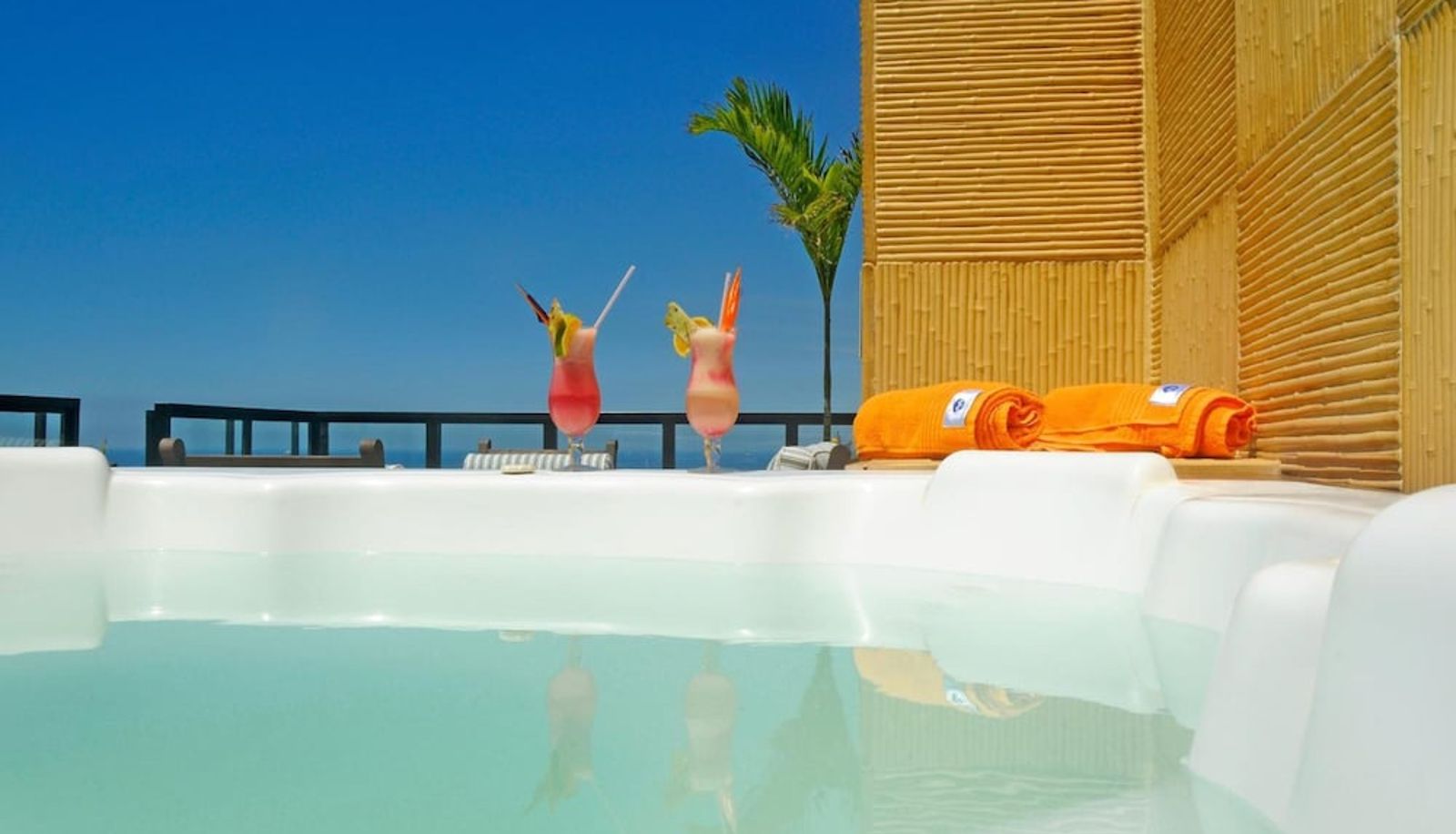 Pool - Oceano Copacabana Hotel