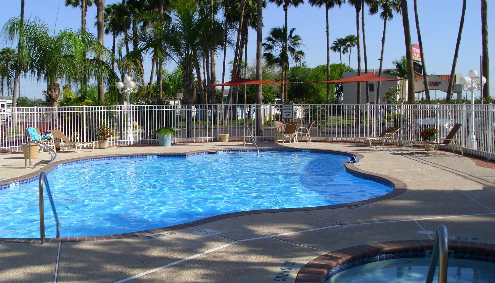 Vista esterna - Victoria Palms Inn and Suites