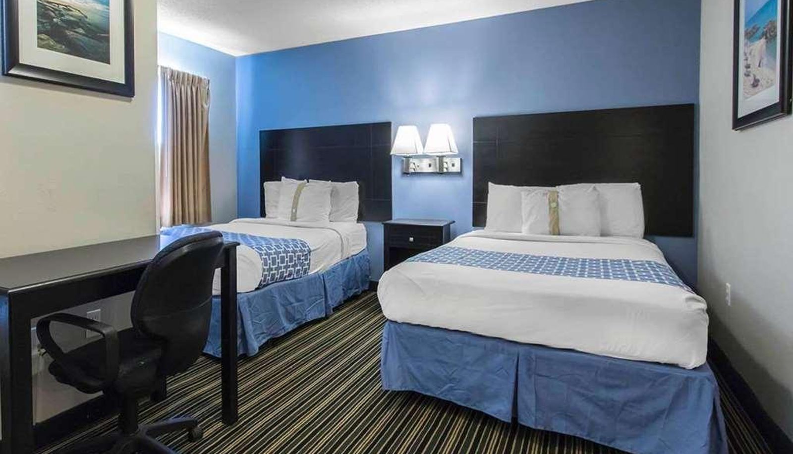 Quadruple room - Suburban Studios Naval Base area