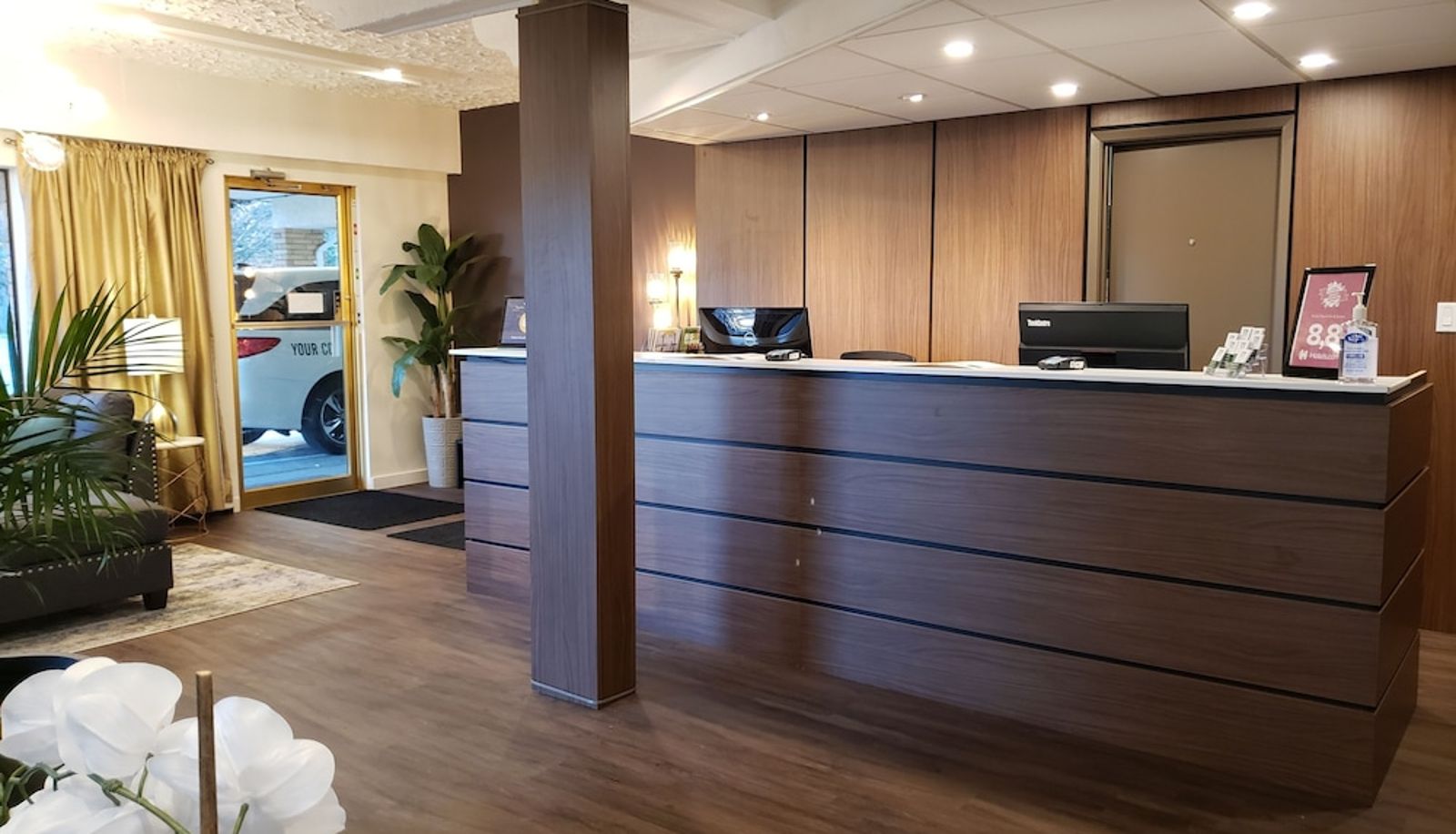 Réception - Robin Hood Inn & Suites