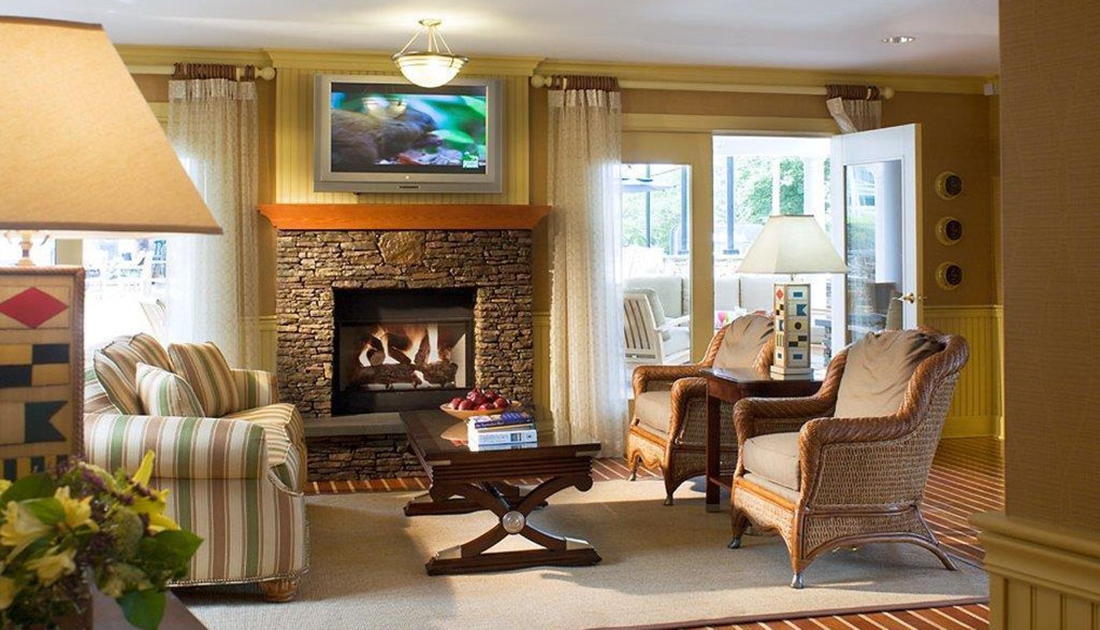 Sala - Hyannis Harbor Hotel