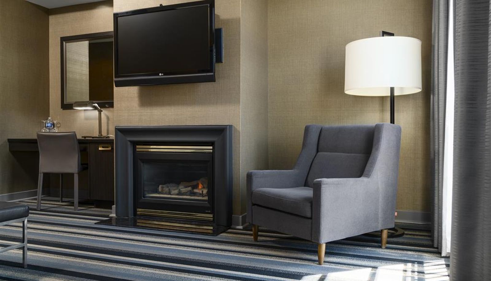 Room - Hotel Arts Kensington