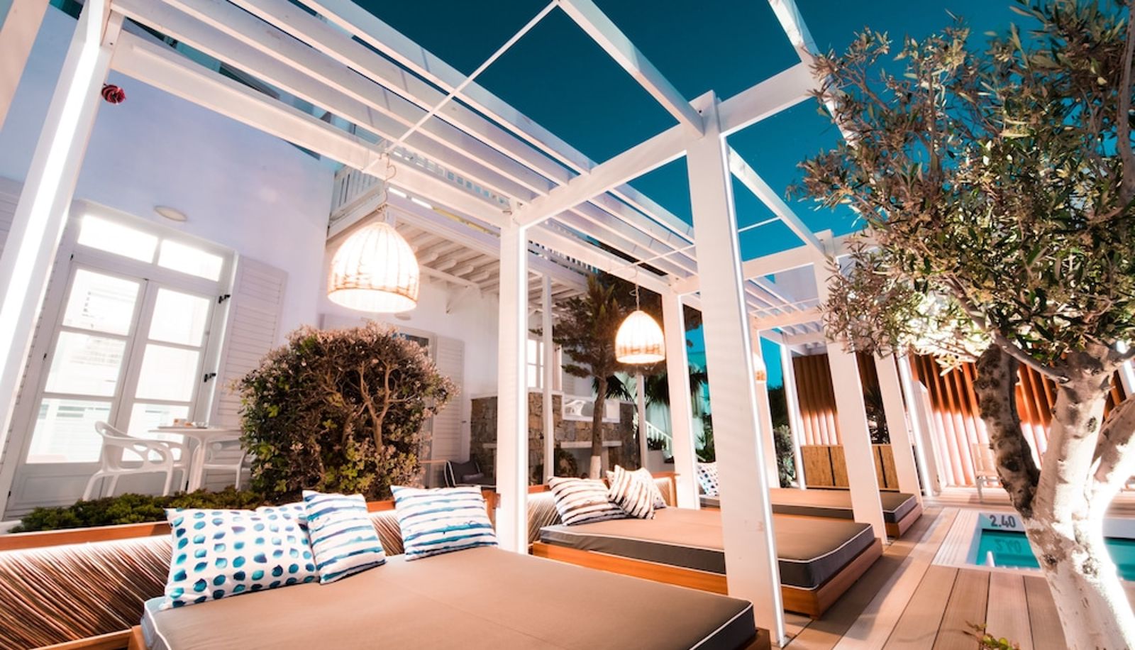 Pool - Semeli Hotel