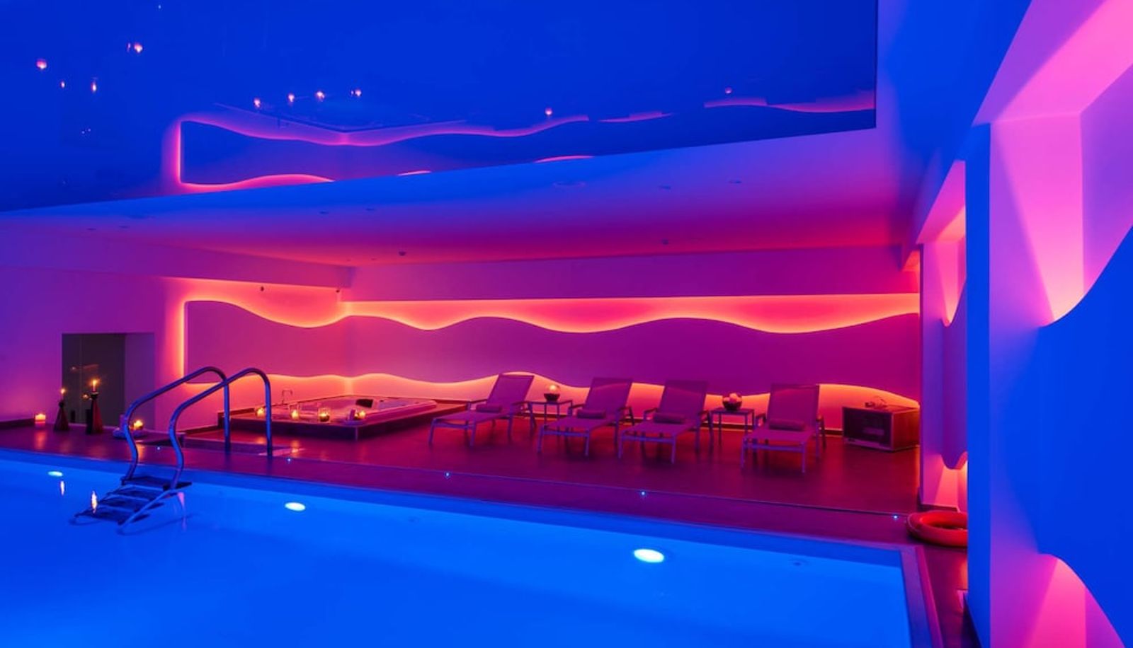 Piscina - Mediterranean Beach Resort