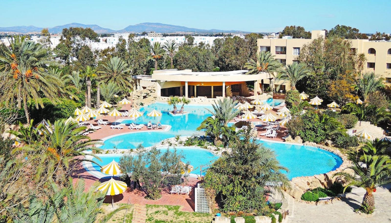 Piscine - Chich Khan