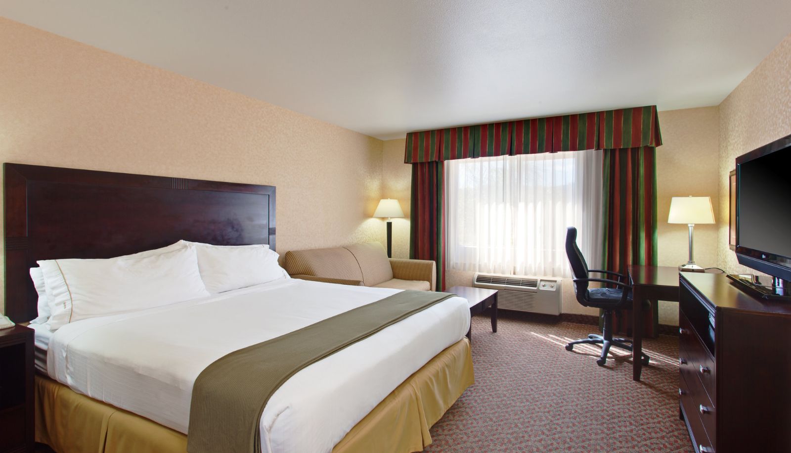 Room - Holiday Inn Express TEMECULA by IHG