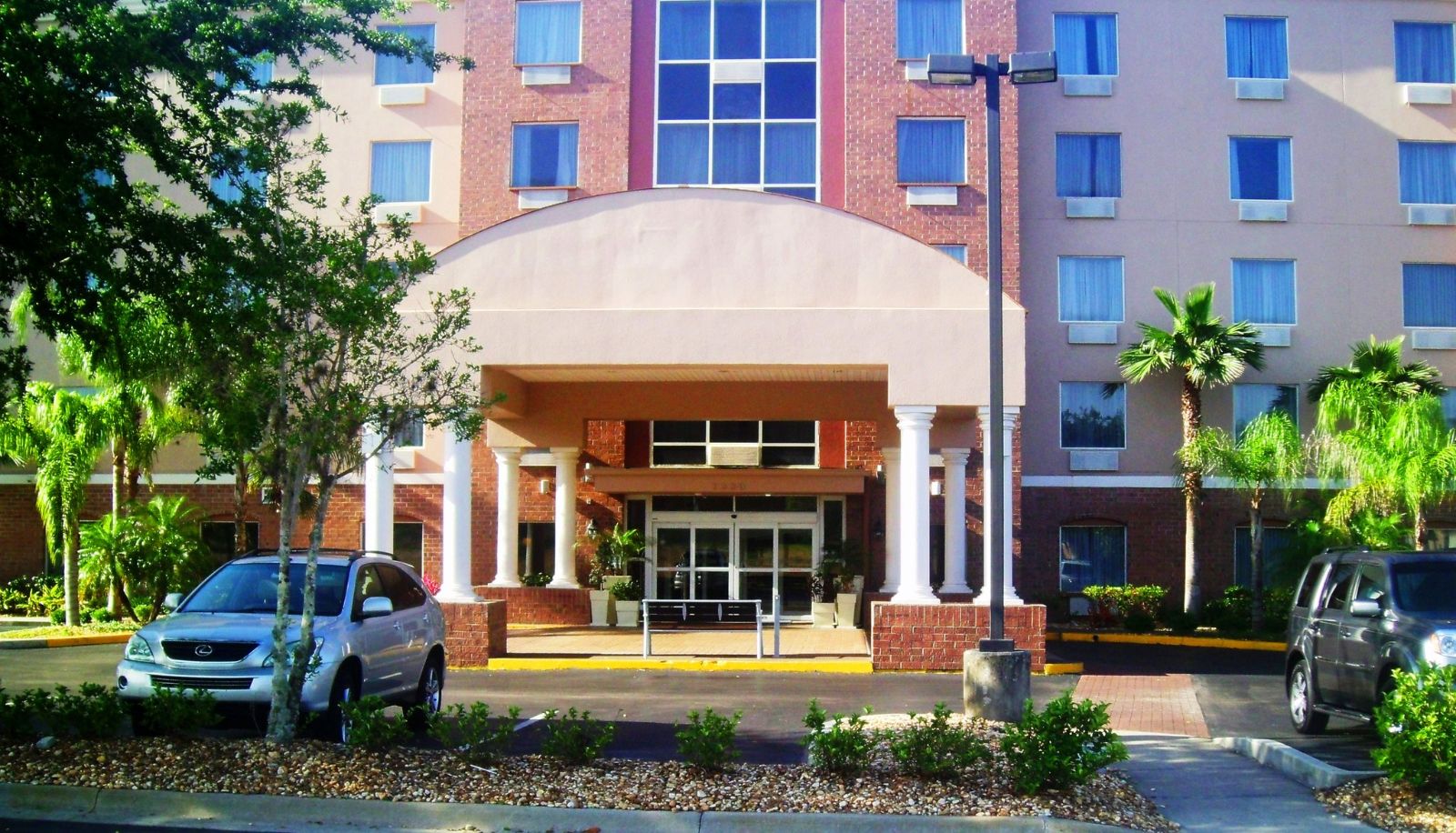 Info - Holiday Inn Express & Suites ORANGE CITY - DELTONA by IHG