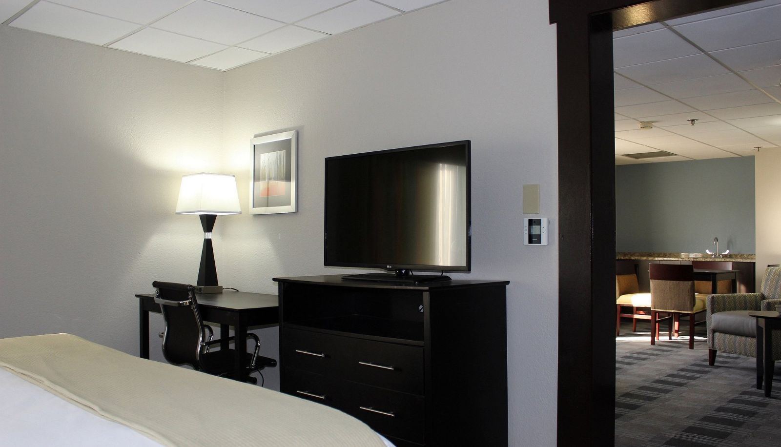 Camera - Holiday Inn Express FORSYTH by IHG