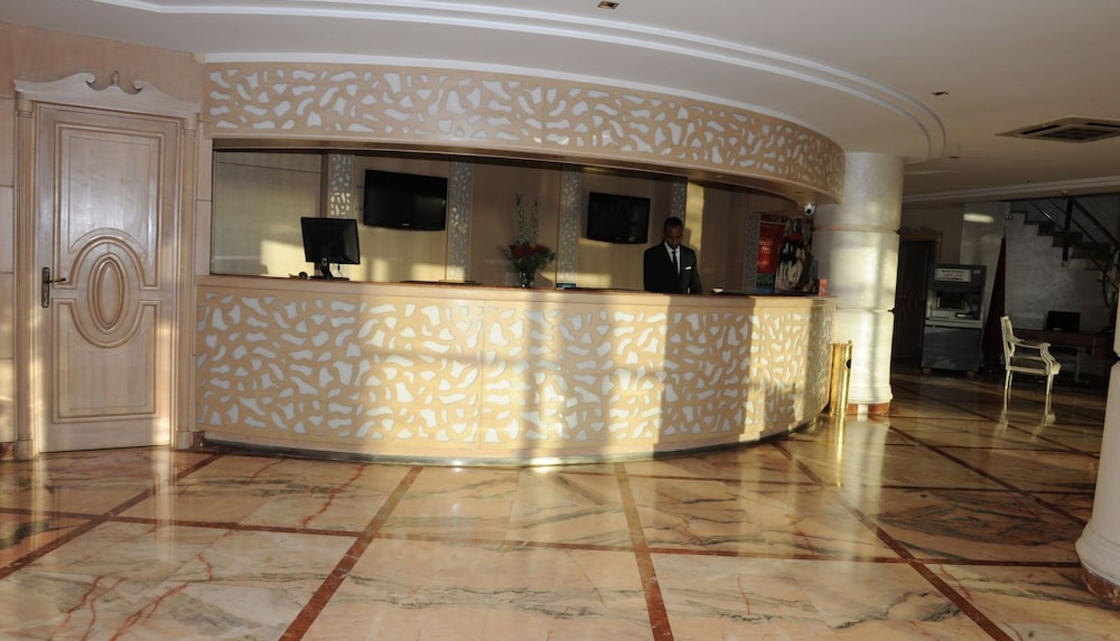 Receptie - Le Zenith Hotel