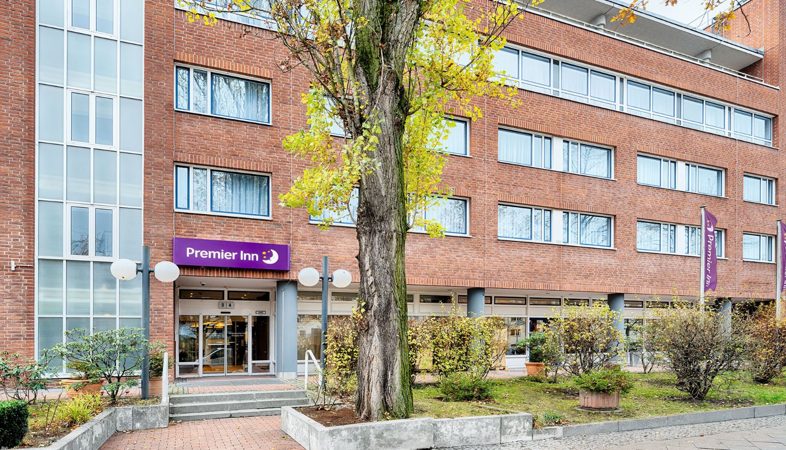 Info - Premier Inn Berlin City Sued