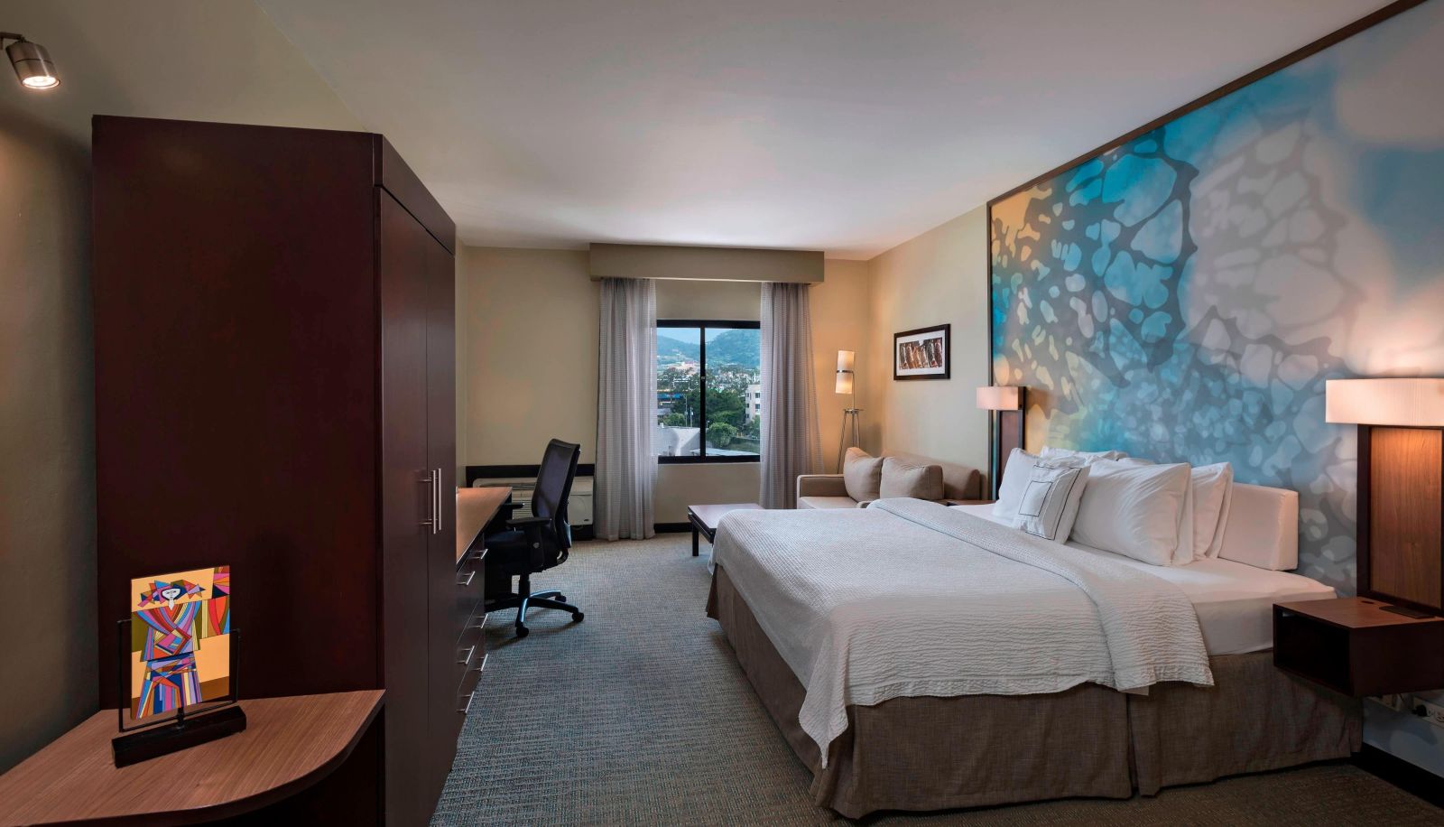Room - Courtyard by Marriott San Salvador