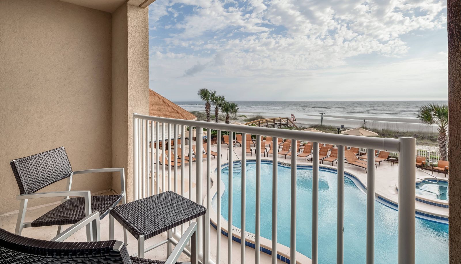 Zimmer - Courtyard by Marriott Jacksonville Beach Oceanfront