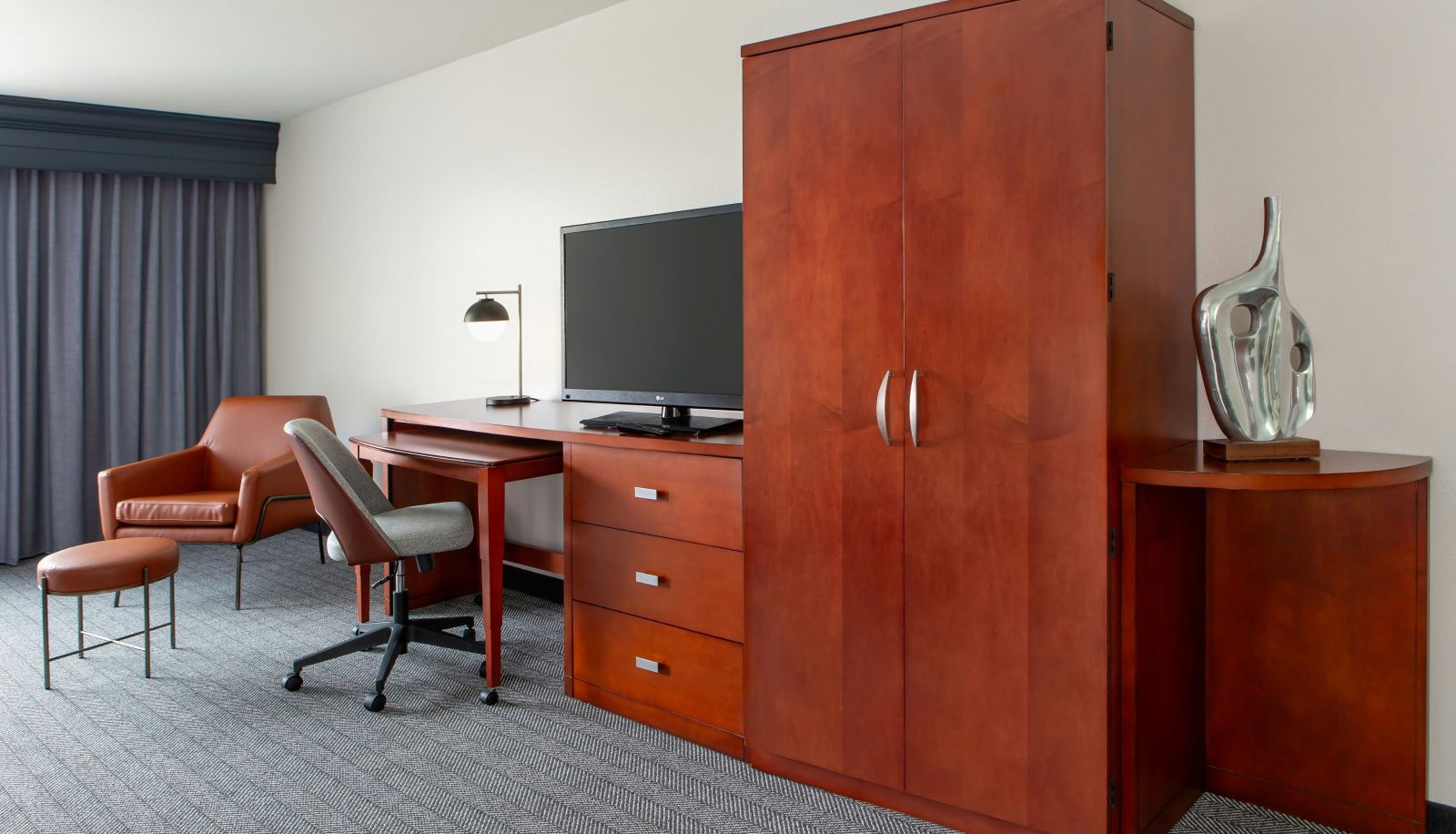 Zimmer - Courtyard by Marriott Madison West-Middleton